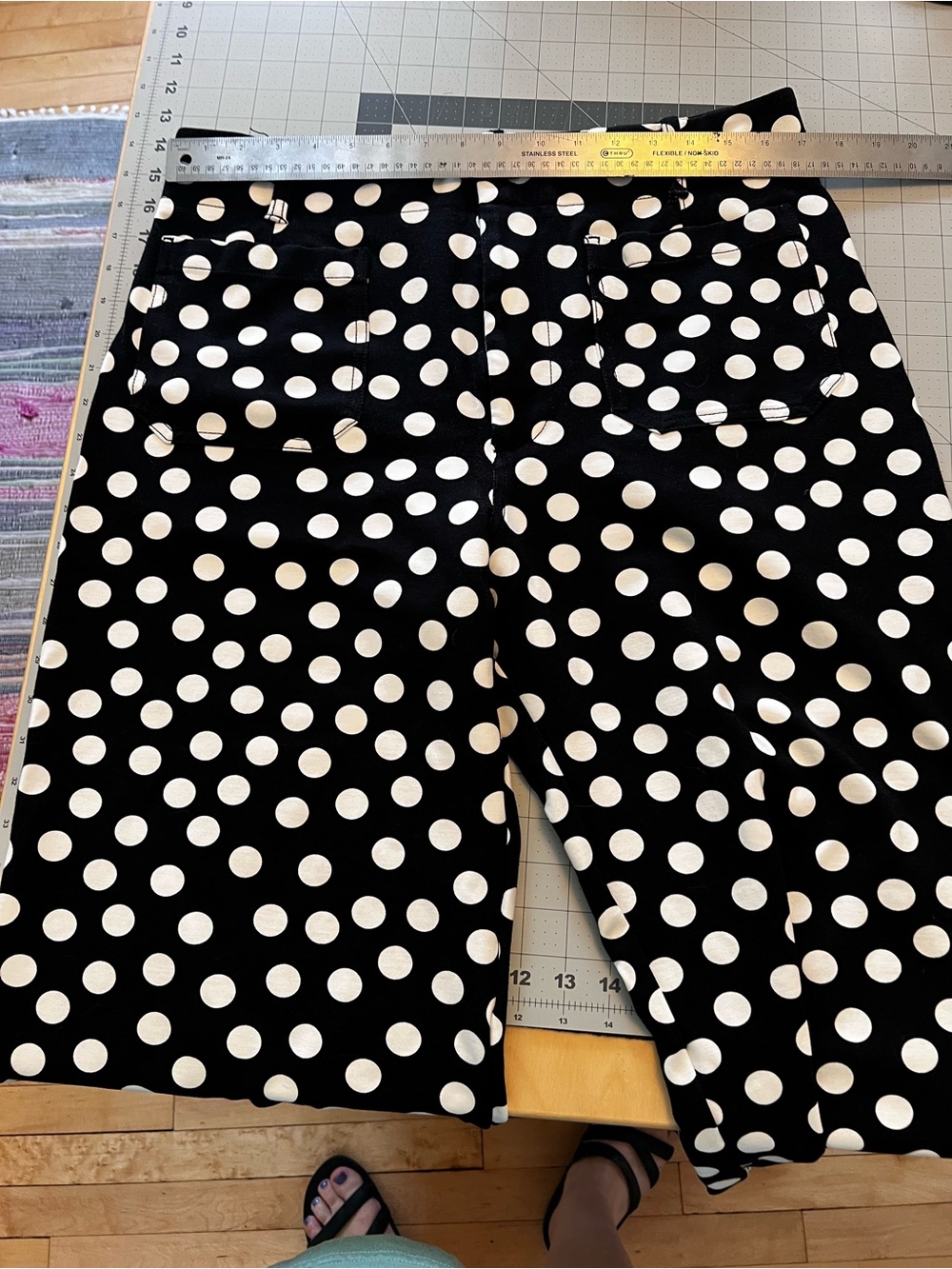 Maeve Collette Cropped Black and White Polka Dot Casual Bottoms - Picture 5 of 5